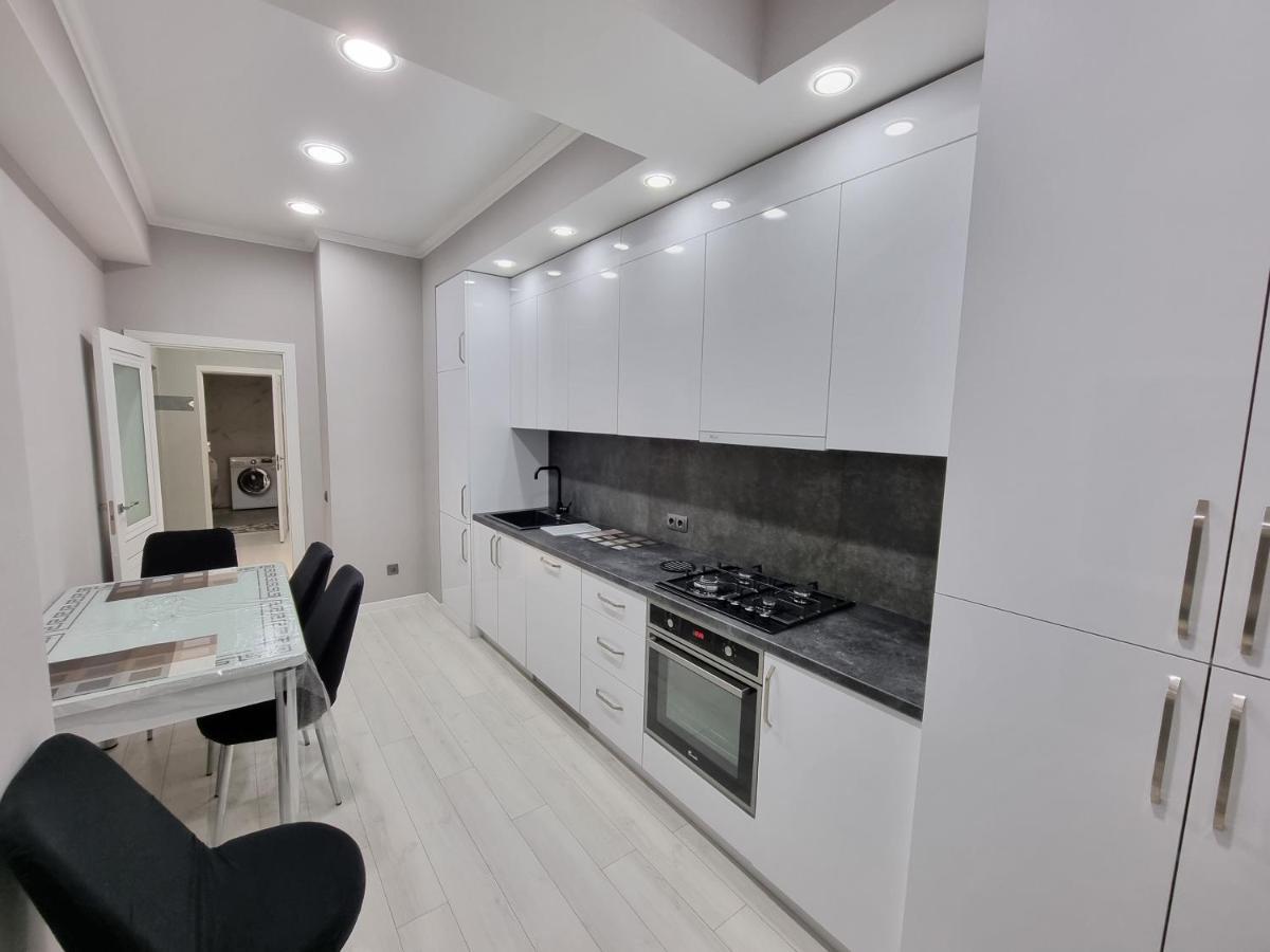 Luxury Best Grand New Apartaments Ultra Central Chisinau Exterior foto