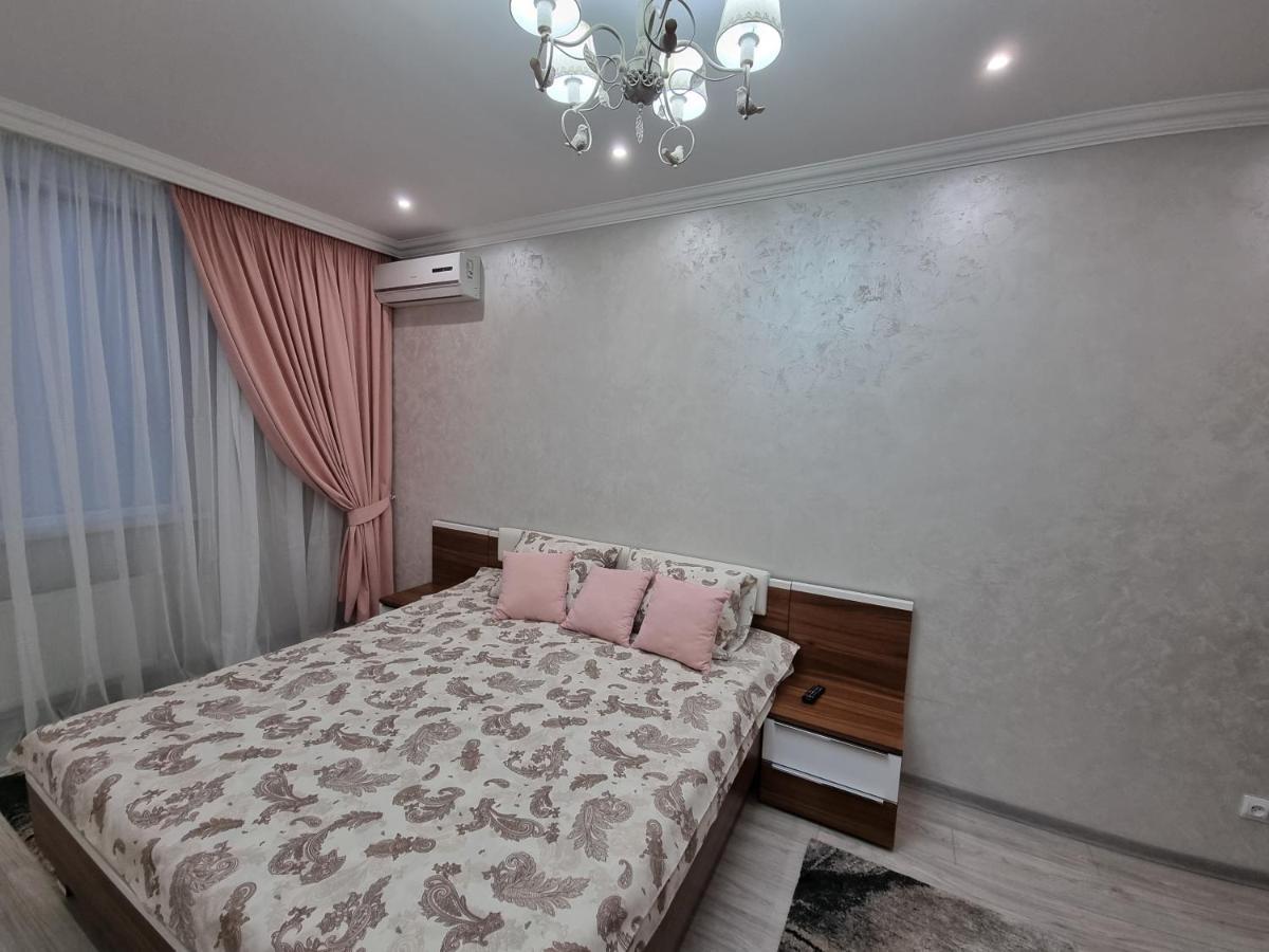 Luxury Best Grand New Apartaments Ultra Central Chisinau Exterior foto